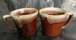 2 VINTAGE MCCOY POTTERY BROWN DRIP GLAZE COFFEE MUGS CUPS D HANDLE USA