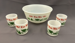 VINTAGE HAZEL ATLAS EGG NOG 5-PC SET MILK GLASS CARRIAGE PUNCH BOWL   4 MUGS (J)