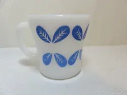 VINTAGE FEDERAL MILK GLASS COFFEE MUG BLUE FLOATING LEAF PATTERN