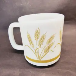 MILK GLASS MUG CUP D HAZEL ATLAS GOLDEN HARVEST WHEAT PATTERN VINTAGE 70-80S