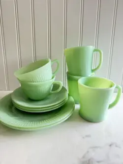 JADEITE DISH LOT