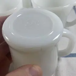 HANDLE MUGS WHITE