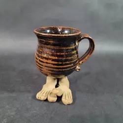FOOT TOES MUG