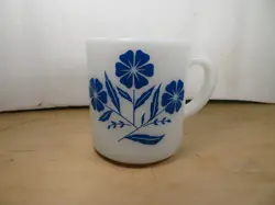 VINTAGE BLUE FLOWER