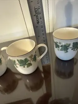 COFFEE MUGS 10
