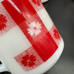 WHITE CHECKERED