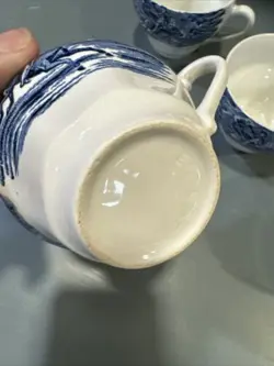 WHITE TEA CUP