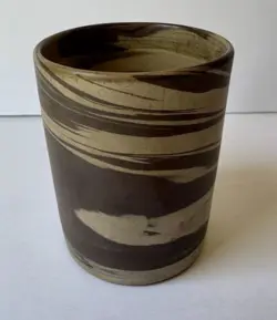 NILOAK POTTERY SWIRL