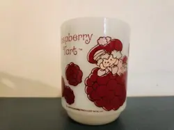 VTG STRAWBERRY SHORTCAKE RASPBERRY TART GLASS MUG FIRE KING MILK GLASS MUG