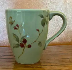 CELADON GREEN