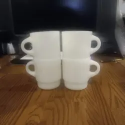 VINTAGE ANCHOR HOCKING FIRE KING SET OF 4 COFFEE MUGS