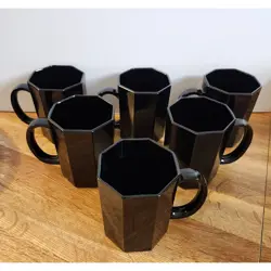 6- ARCOROC OCTIME BLACK GLASS MUGS VINTAGE SET PANELED SIDES