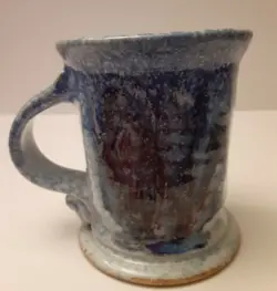 VINTAGE HANDMADE HAND THROWN ARTISAN POTTERY MUG BY KORCZY.