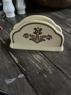 HOLDER VINTAGE STONEWARE