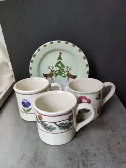 HARTSTONE POTTERY LATTE