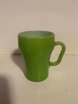 HOCKING GREEN SODA