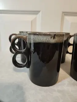 MUG DOUBLE FINGER