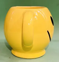 FACE CERAMIC MUG