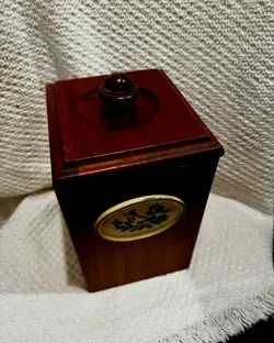 WOOD CANISTER