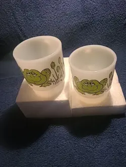 GREEN FROG MUG