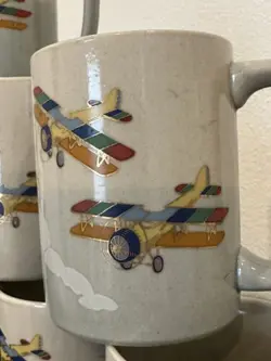 AIRPLANE MUG