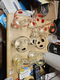 MUGS W/HANDLE