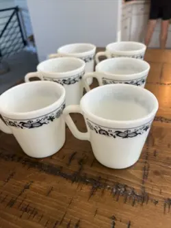 VINTAGE PYREX MILK GLASS OLD TOWN BLUE ONION COFFEE MUGS SET OF 6 MUGS
