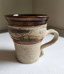 1981 POTTERY MUG