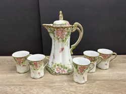 POT PITCHER