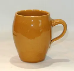 YELLOWWARE MUG