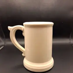 9129 MUSTACHE MUG.