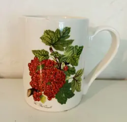 RED CURRANT MUG