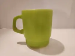 VINTAGE 1950'S MID CENTURY FIRE KING AVOCADO GREEN MILK GLASS COFFEE MUG