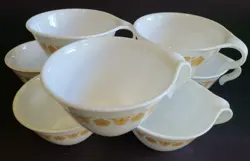 CORRELL BUTTERFLY GOLD HOOK HANDLE 8 COFFEE TEA CUPS MUGS STACKABLE VINTAGE
