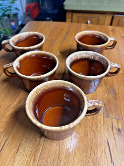 SET OF 5 VTG HULL POTTERY BROWN DRIP GLAZE COFFEE CUPS, USA