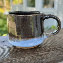 HANDMADE MUG BROWN