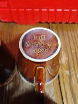 OF HULL POTTERY