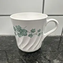 CORELLE CORNING CALLAWAY GREEN IVY COFFEE MUG TEA CUP VINTAGE MUG EUC