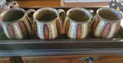 STONEWARE MUGS DRIP