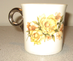 YELLOW ROSE