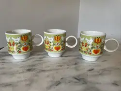 STACKABLE MUGS LOVE