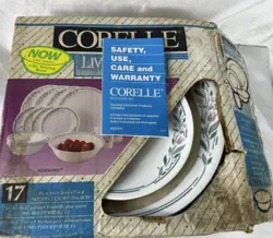 VINTAGE 1995 CORELLE