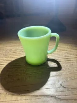 VINTAGE FIRE KING JADEITE COFFEE MUG D HANDLE
