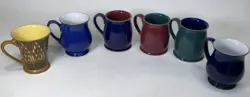 RED/GREEN/SPECKLED VINTAGE MUGS