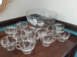 HOLIDAY BARWARE