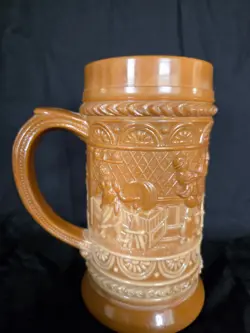 DRINKING MUG