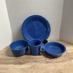 VINTAGE FIESTA WARE 4-PIECE PLACE SETTING BLUE HOMER LAUGHLIN