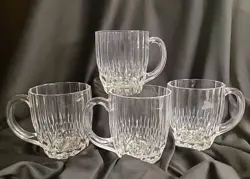 CRISTAL D'ARQUES MUGS