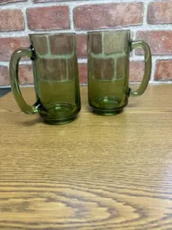 HANDLE DRINKING GLASS