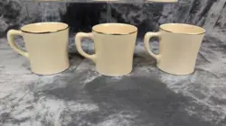 CUPS MUGS CHRISTMAS